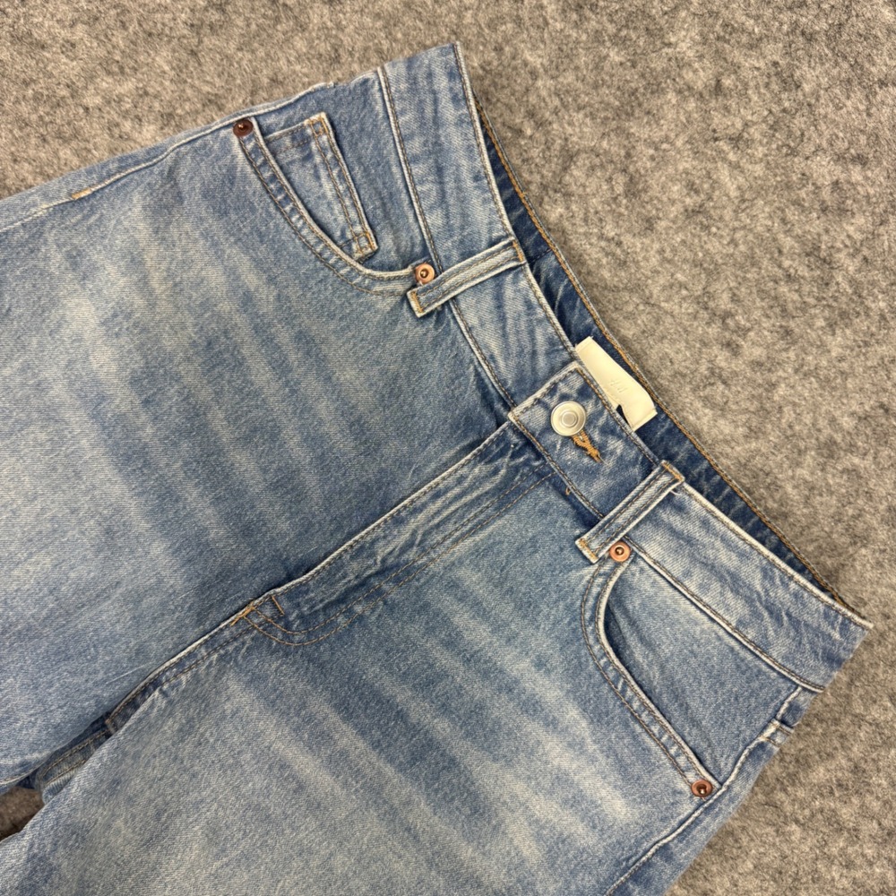 H&M Womens High Waisted Denim Cutoff Shorts Blue Light Wash Raw Hem Size 4